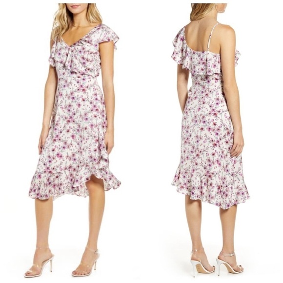 cupcakes & cashmere Dresses & Skirts - Cupcakes & Cashmere Delphia Floral One Shoulder Midi Dress NWT 10